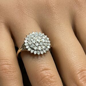 9ct gold diamond circular diamond cluster