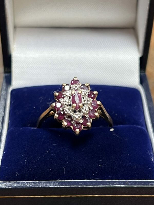 Traditional 9ct Ruby and Diamond Ring - Image 3