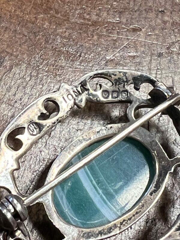 John hart Iona silver green agate brooch - Image 3