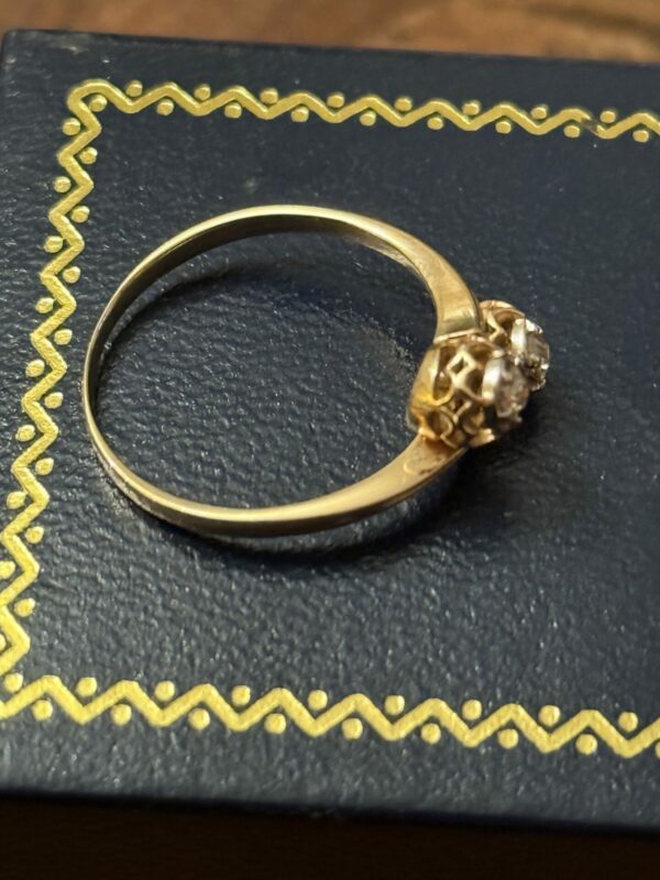 18ct gold diamond twist - Image 2