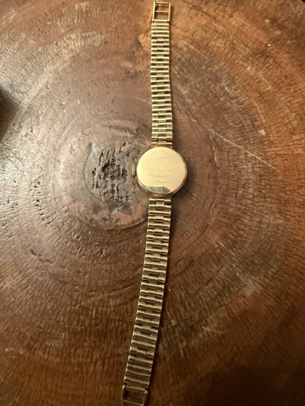 Ladies 9ct gold Waltham watch - Image 6