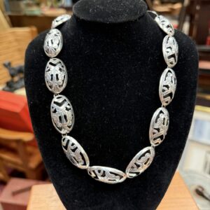 Vintage taxco Mexican 925 silver necklace