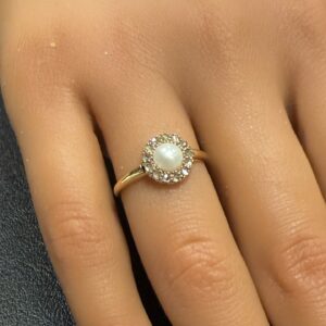 18ct gold antique pearl and diamond ring