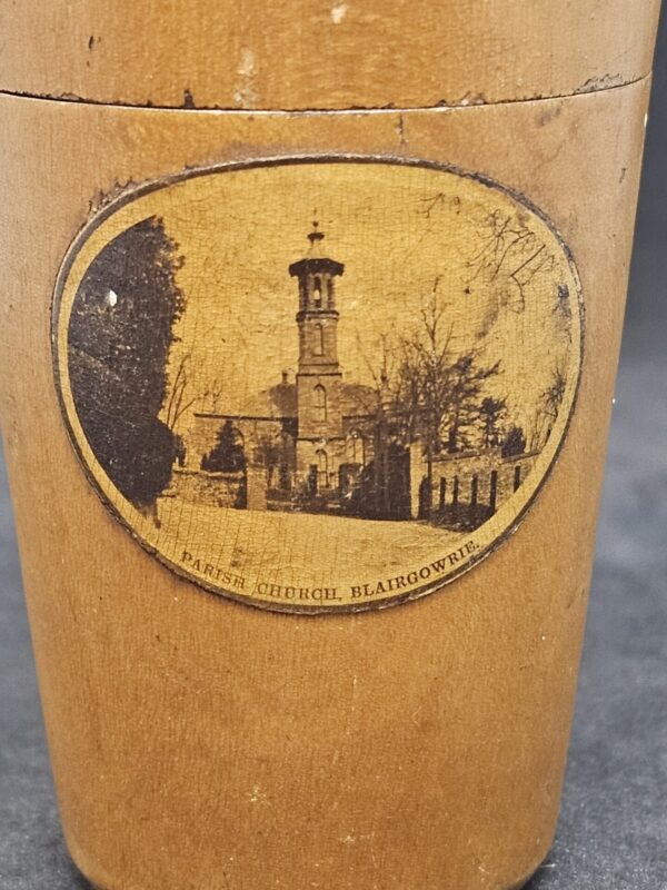 Mauchline Ware Needle Box - Image 2
