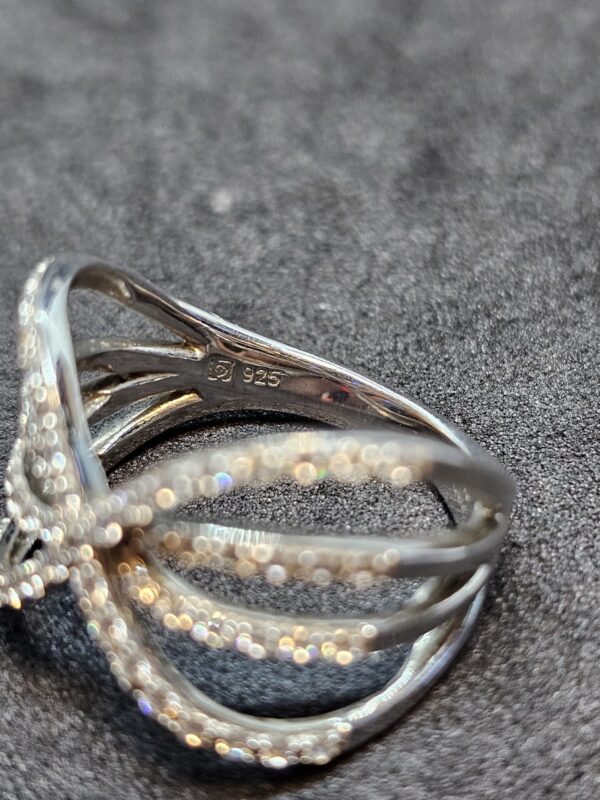 Multi-row Statement Ring - Image 4