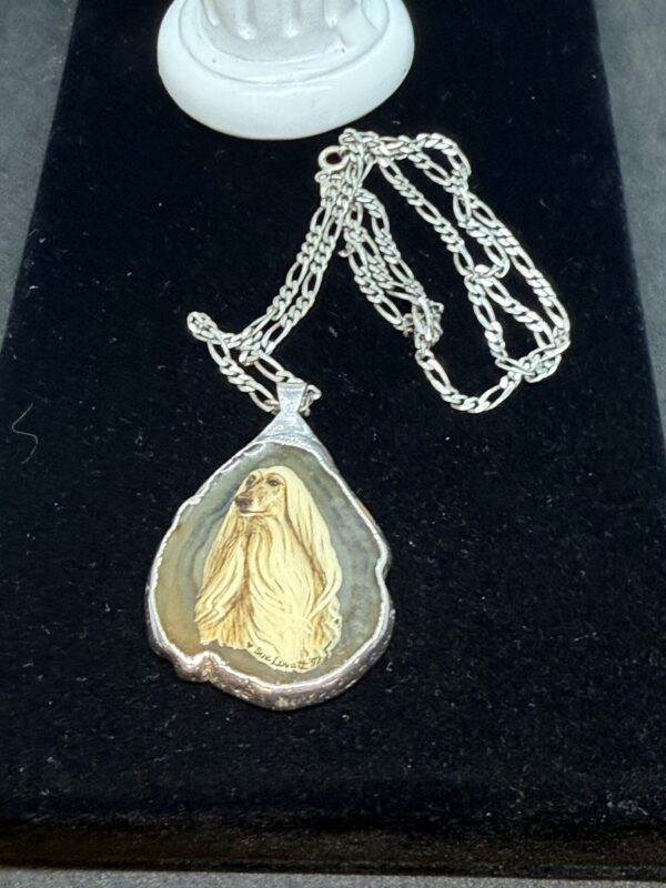 Sue lovatt hand painter agate pendant - Image 7