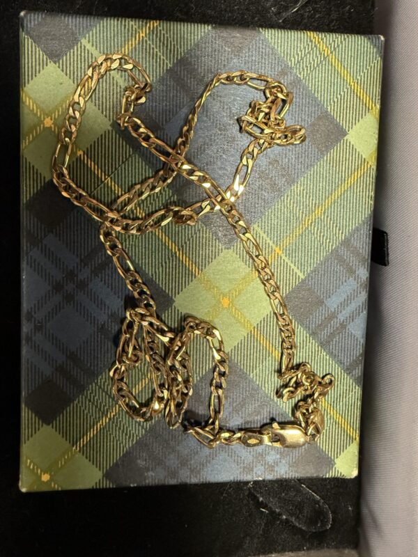 20” 9ct gold figaro link chain