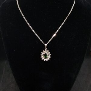 Silver Emerald Green Cluster pendant and chain