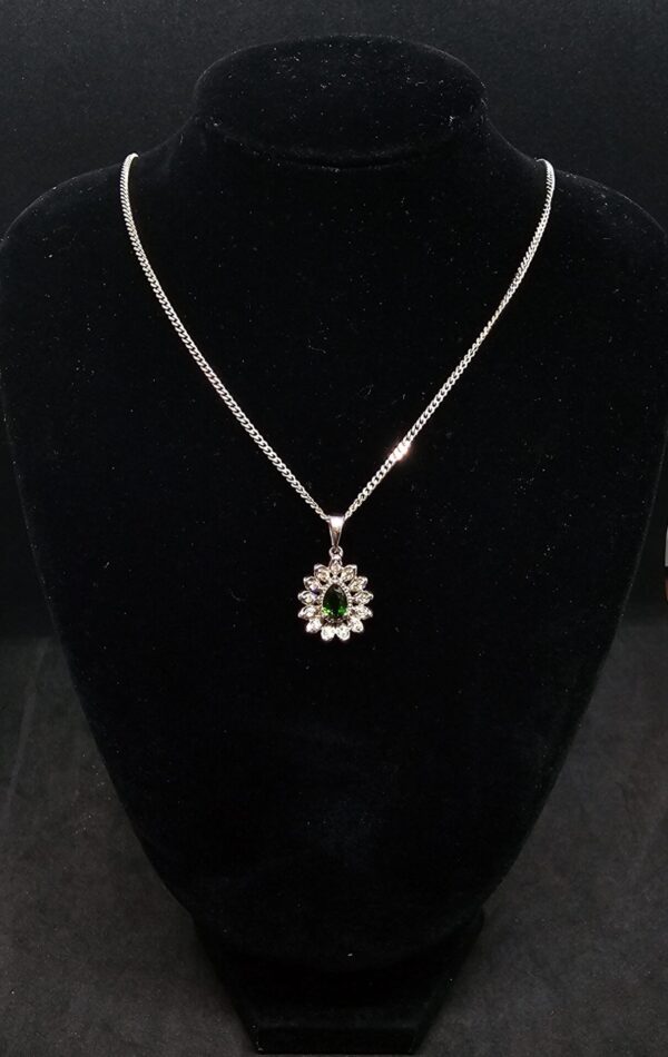 Silver Emerald Green Cluster pendant and chain