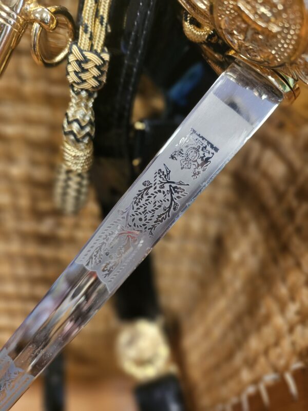 ERII Pattern 1827 Royal Navy Officers Ceremonial Sword - Image 4