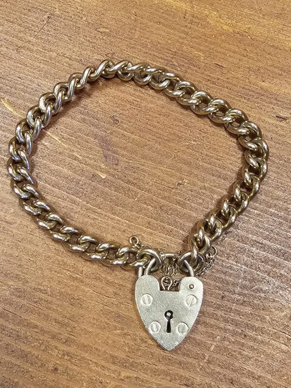9ct Curb Chain & Heart Padlock Bracelet