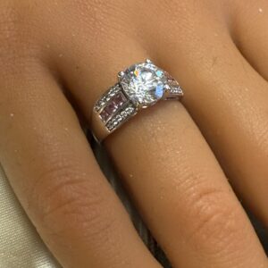 9ct white gold ladies ring