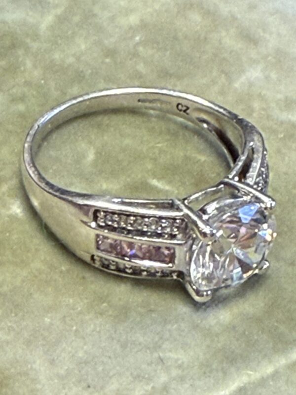 9ct white gold ladies ring - Image 4