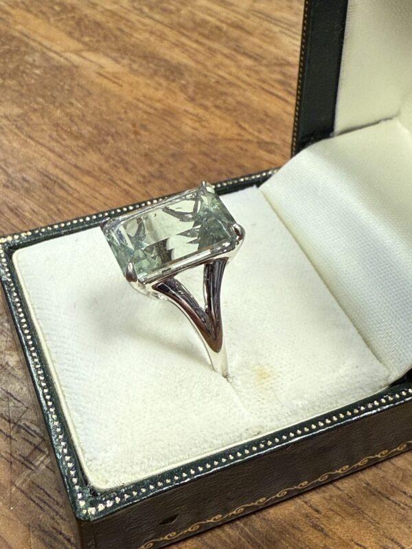 Green amethyst ladies 9ct gold ring - Image 5