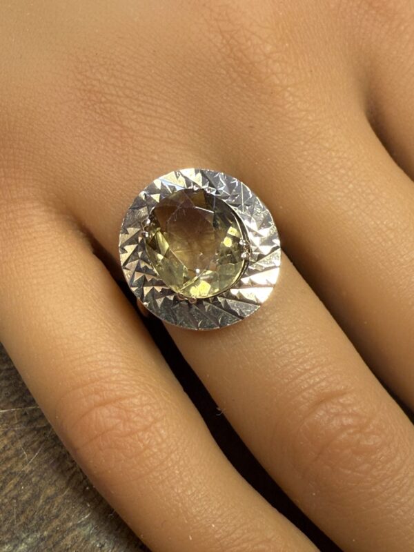 9ct gold and citrine ladies dress ring