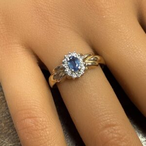 9ct gold diamond and sapphire ladies ring