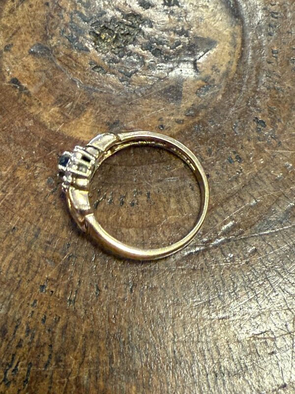 9ct gold diamond and sapphire ladies ring - Image 4