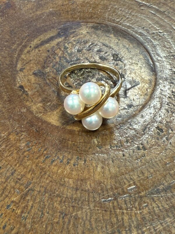 18ct gold mikimoto Pearl ring - Image 3