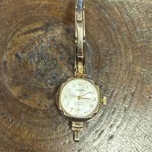 Vintage Ladies everite 9ct gold watch