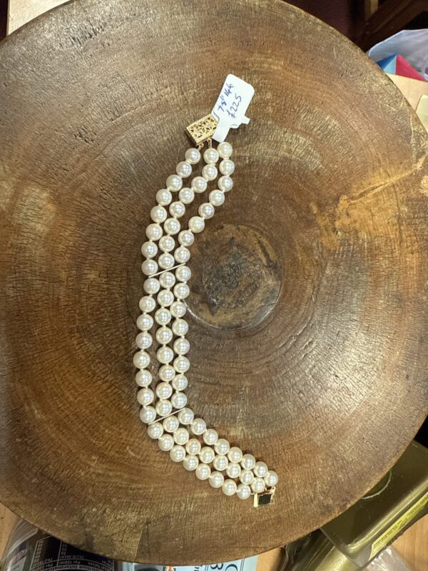 14ct gold and pearl bracelet