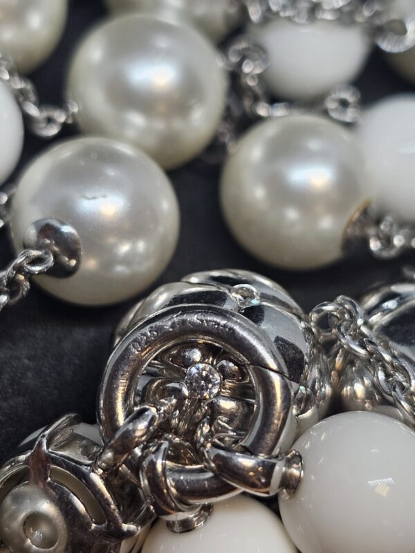 Silver and White statement necklace - Image 2