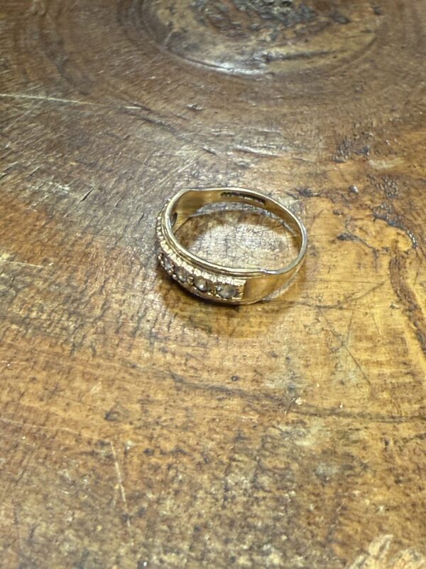 9ct gold Cz set ladies half eternity ring - Image 4