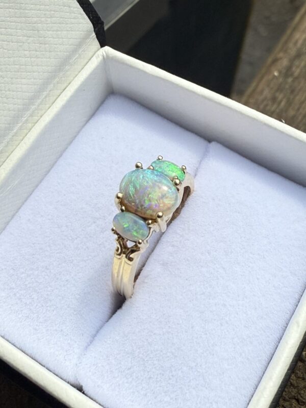 Fire Opal 9ct gold trilogy ring - Image 2