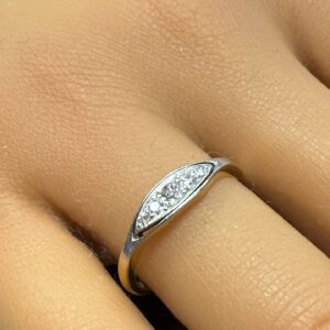 18ct gold deco style ladies diamond ring