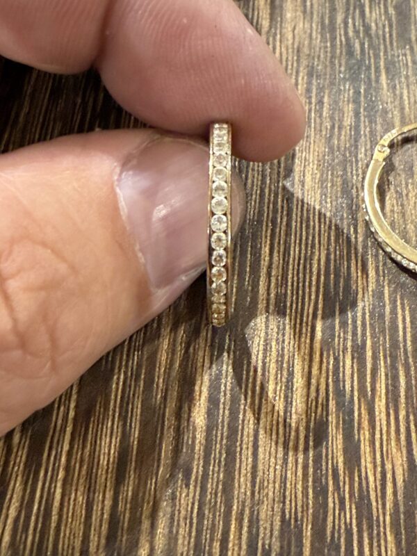 Gem set 9ct gold hoop earrings - Image 3