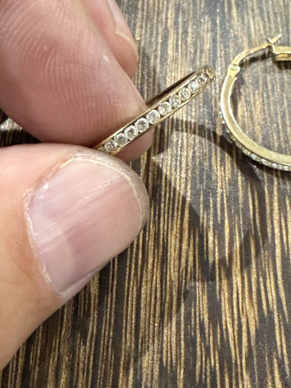 Gem set 9ct gold hoop earrings - Image 4