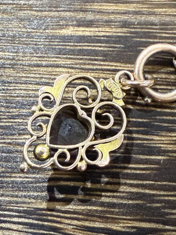 Victorian 9ct belcher and heart shaped amethyst - Image 3