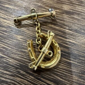 18ct gold antique horseshoe bar brooch