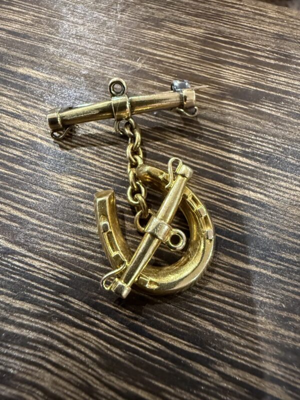 18ct gold antique horseshoe bar brooch