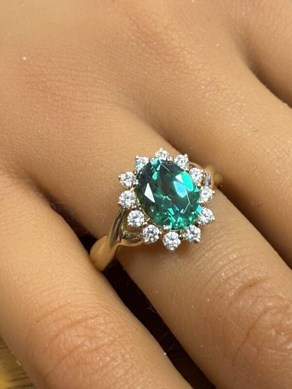 14ct gold gem set ladies ring