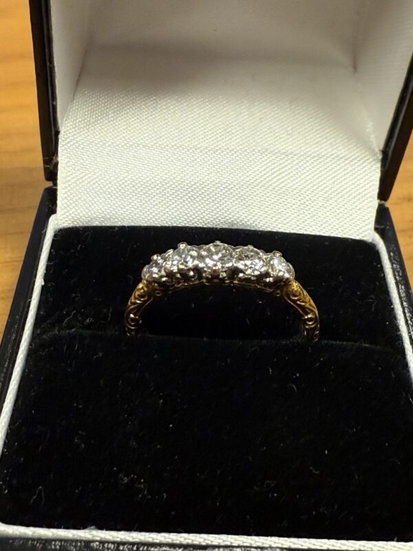 Antique five stone diamond 18ct gold ring - Image 4