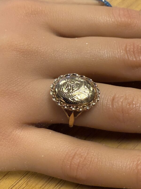 9ct gold poison snuff keepsake ring - Image 2
