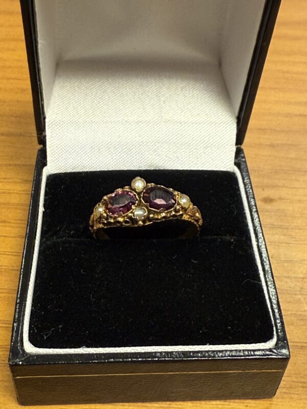 Antique 15ct gold garnet and pearl ring - Image 3