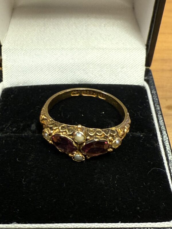 Antique 15ct gold garnet and pearl ring - Image 4