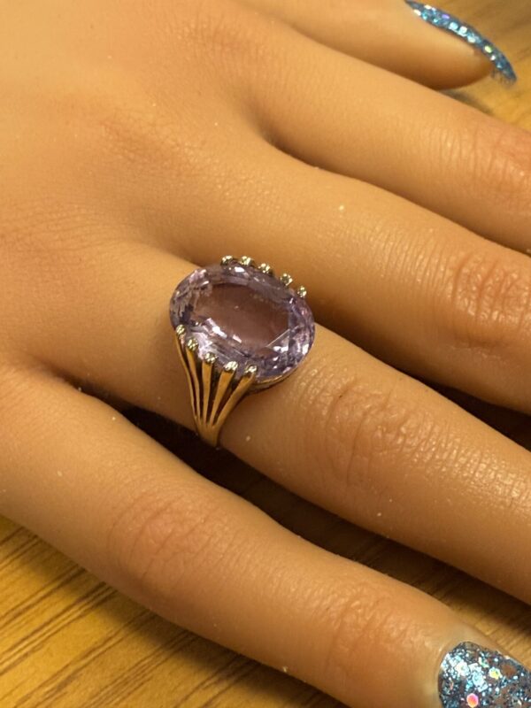 Large amethyst vintage cocktail ring 9ct gold - Image 2