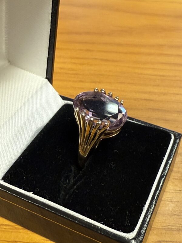 Large amethyst vintage cocktail ring 9ct gold - Image 5