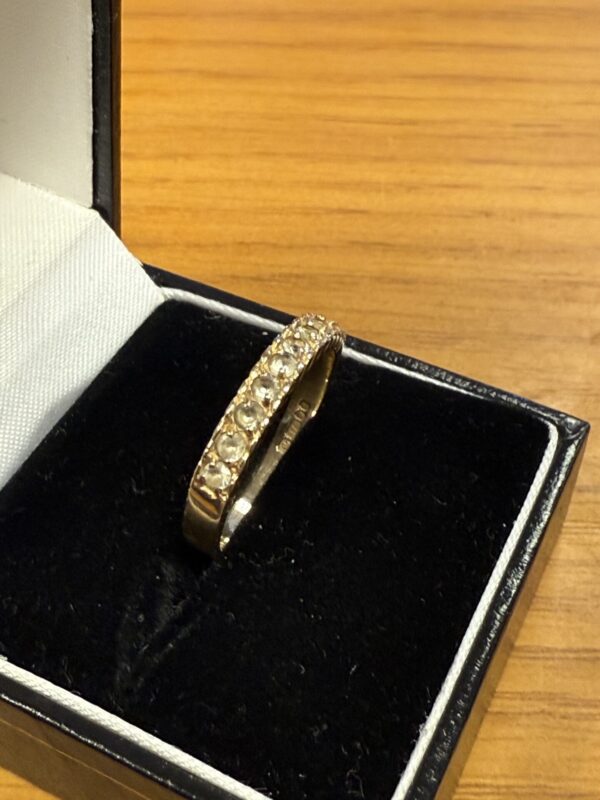 Cz gem set 9ct gold half eternity ladies ring - Image 5