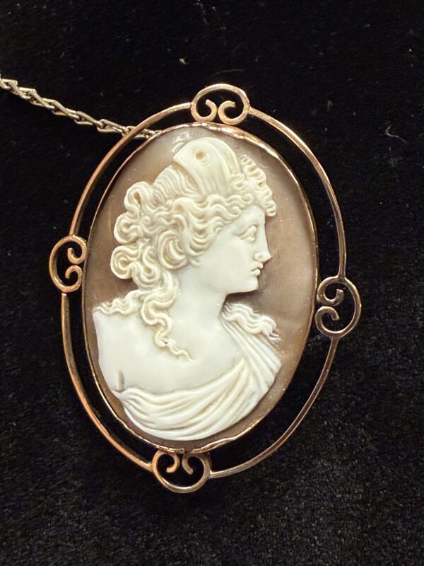 Antique shell cameo brooch 9ct gold mounted - Image 2