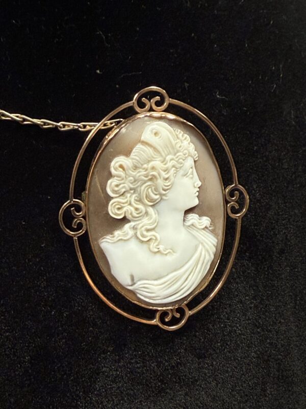Antique shell cameo brooch 9ct gold mounted - Image 3
