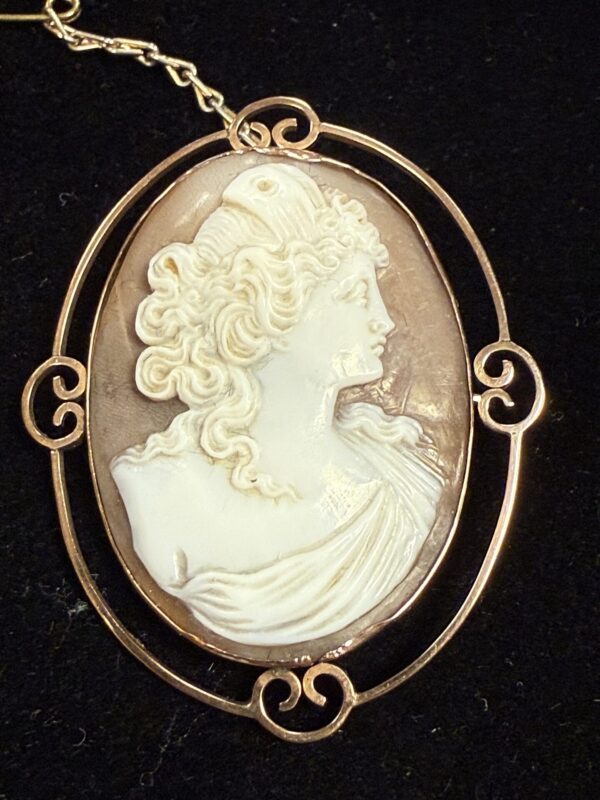 Antique shell cameo brooch 9ct gold mounted - Image 4