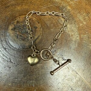 9ct gold T-bar bracelet and heart charm