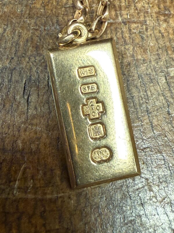 9ct gold chain and millennium ingot - Image 2