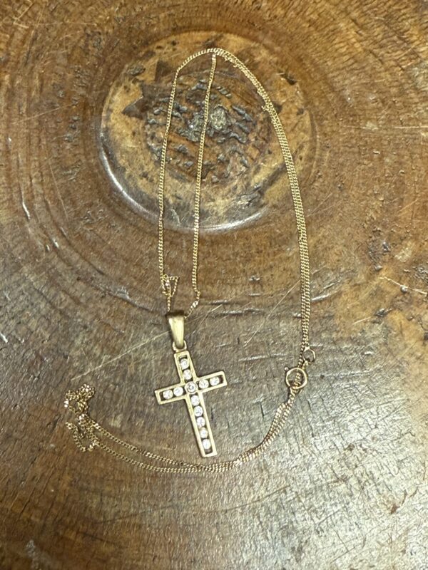 9ct gold gem set cross and chain
