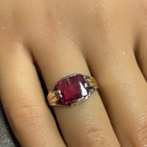 10ct gold ruby signet ring