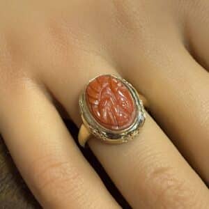 14ct gold carved cornelian ring