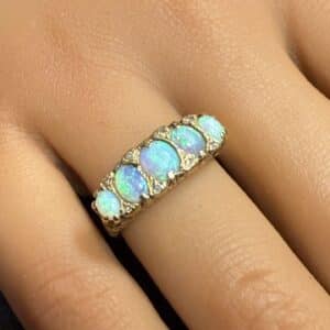 18ct gold  diamond and opal ladies ring